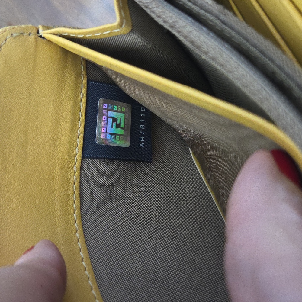 FENDI AUTH Mustard Leather Zip Wallet - Picture 6 of 9